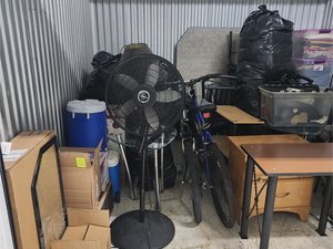 10 x 10 storage unit in Chicago, IL