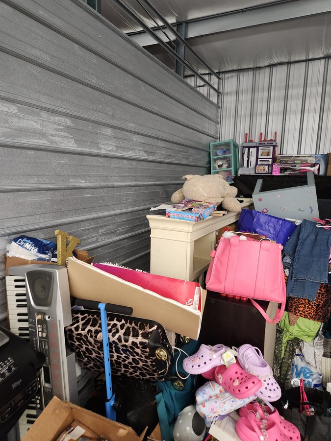 10 x 15 storage unit in Brunswick, GA