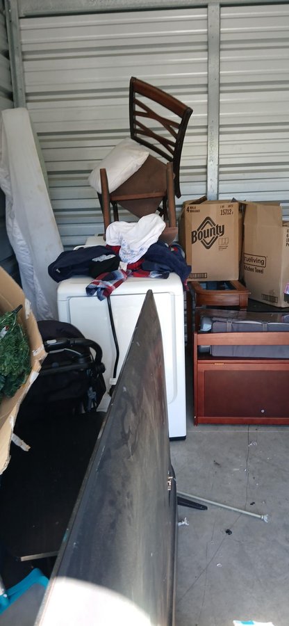 10 x 15 storage unit in Terre Haute, IN