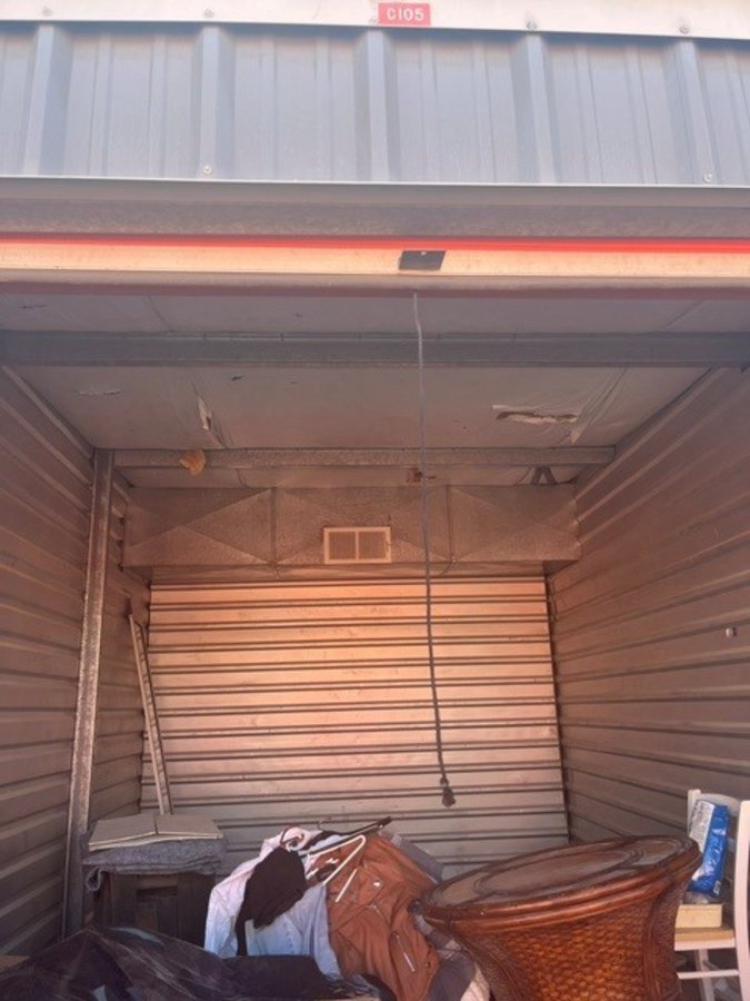 10 x 15 storage unit in Henderson, NV