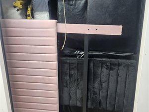 5 x 10 storage unit in Cleveland, OH