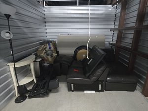 10 x 10 storage unit in Lakeland, FL