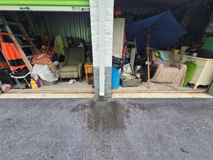 20 x 10 storage unit in Savannah, GA