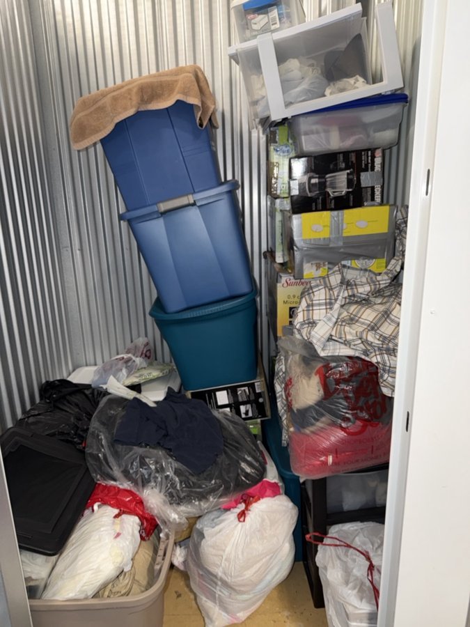 5 x 5 storage unit in Woodbridge, VA