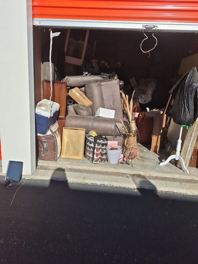 10 x 15 storage unit in Blackwood, NJ