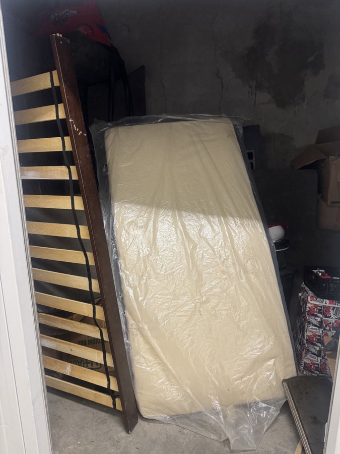 7 x 10 storage unit in Gretna, LA