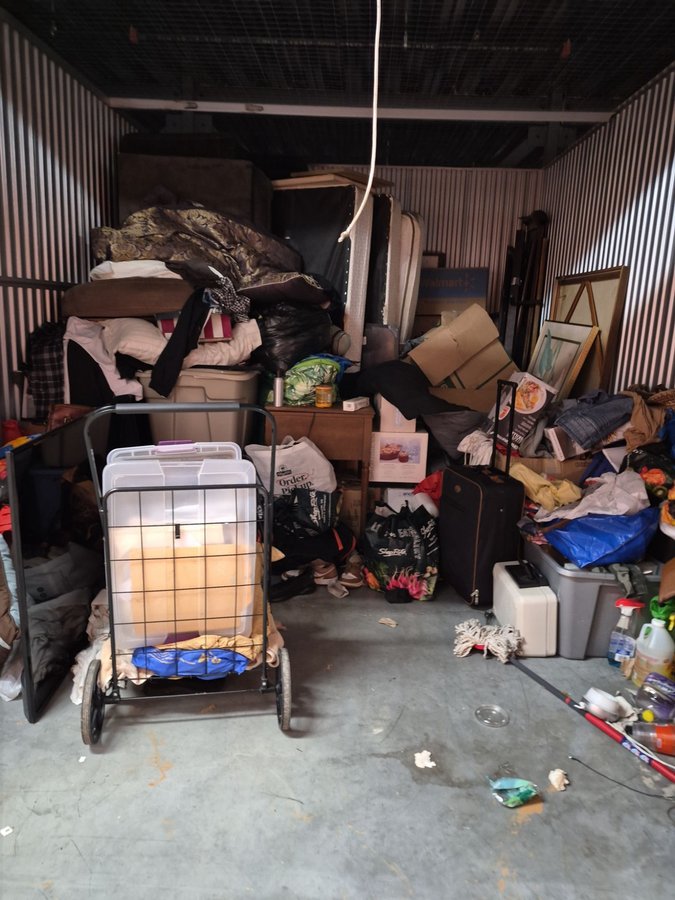10 x 15 storage unit in Berlin, NJ