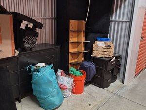 5 x 10 storage unit in Berlin, NJ