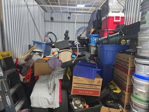 12 x 7 storage unit in Cincinnati, OH