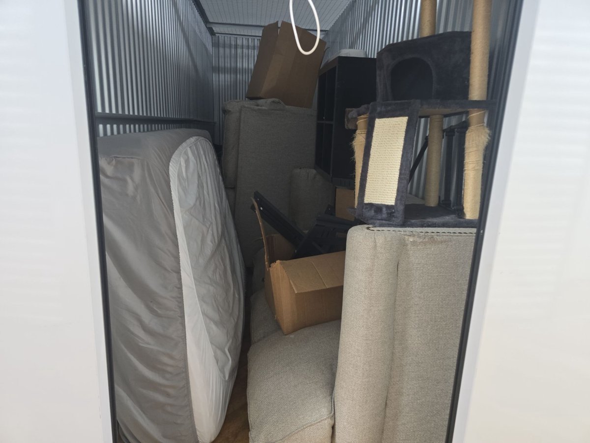 5 x 15 storage unit in Cincinnati, OH