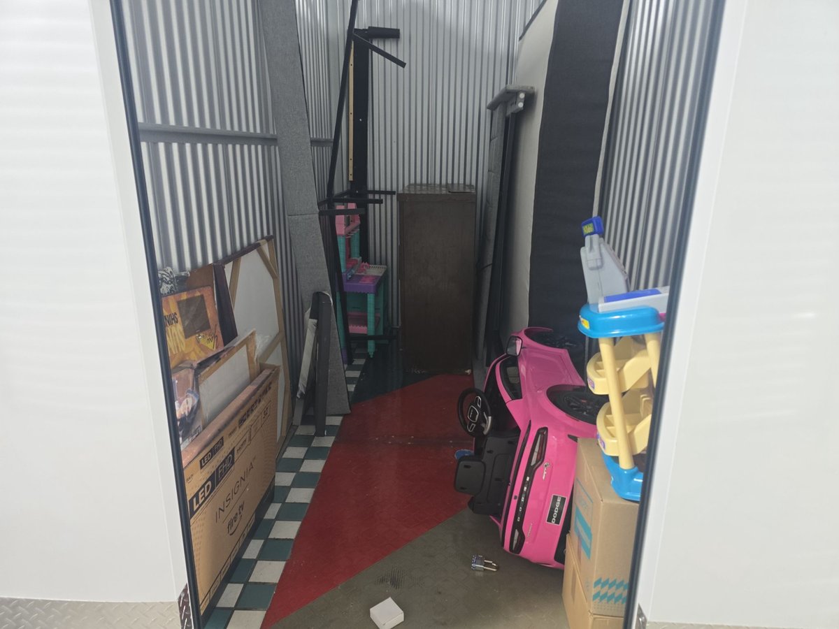 5 x 10 storage unit in Cincinnati, OH