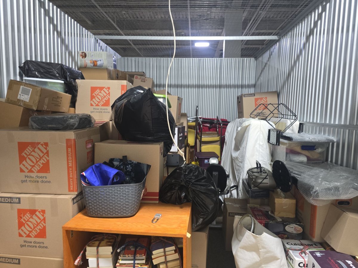 10 x 15 storage unit in Cincinnati, OH