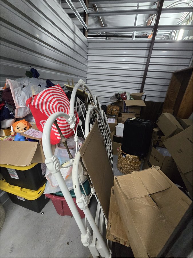 10 x 8 storage unit in Lakeland, FL