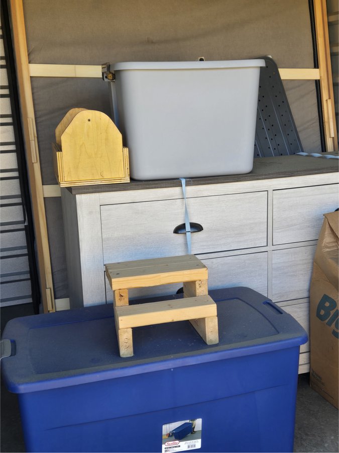 10 x 10 storage unit in Whitsett, NC