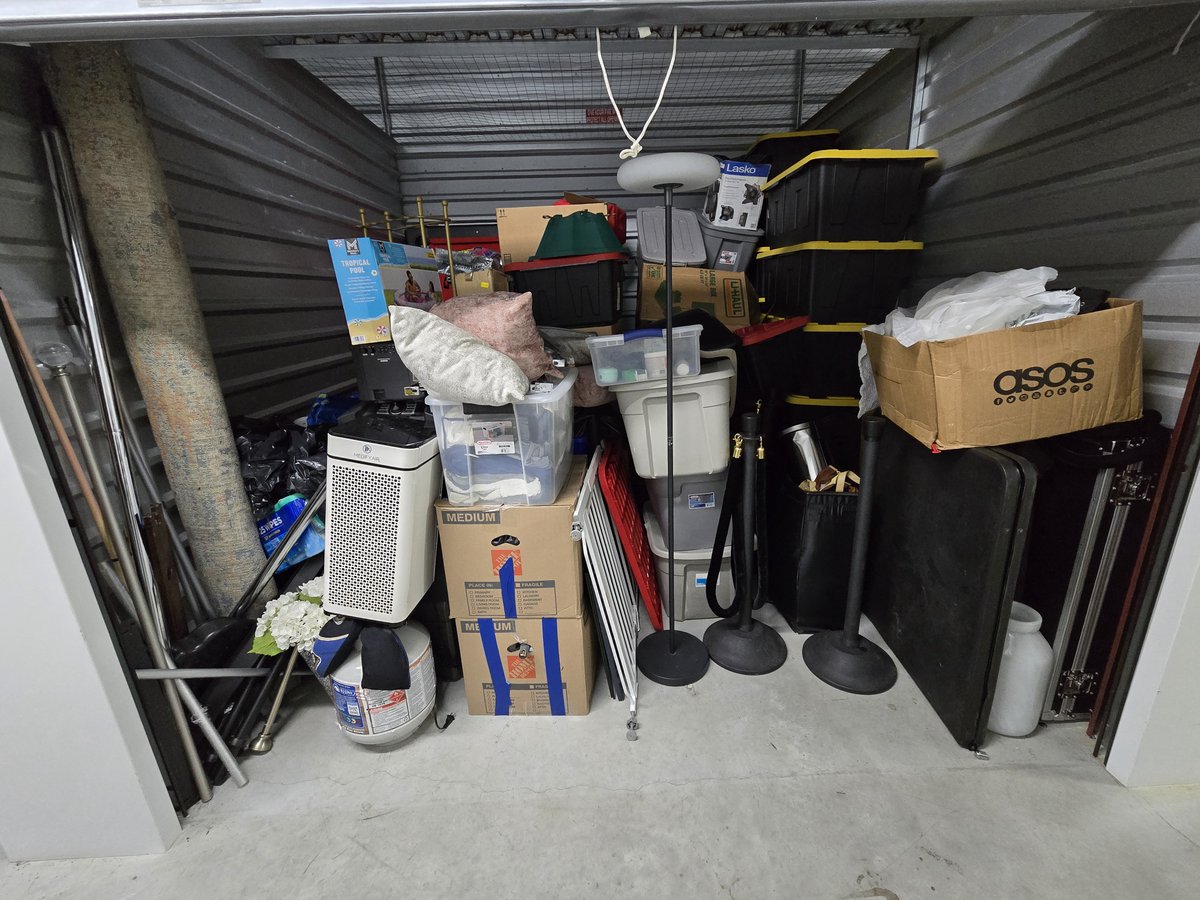 20 x 10 storage unit in Atlanta, GA
