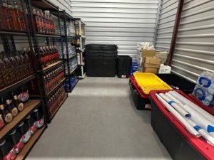 20 x 15 storage unit in Orlando, FL