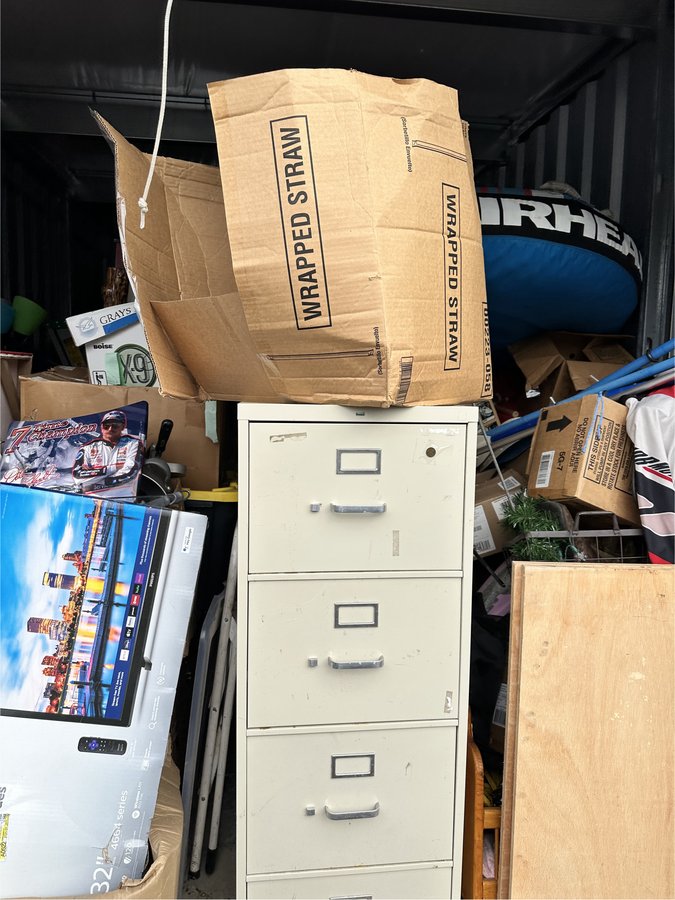 10 x 20 storage unit in Shelton, WA