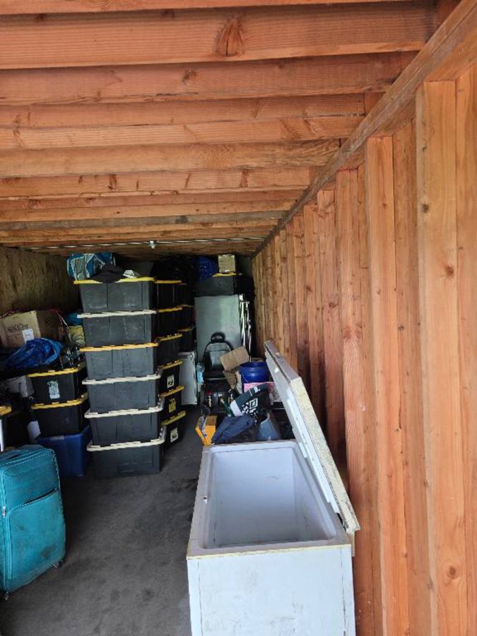10 x 30 storage unit in San Bernardino, CA