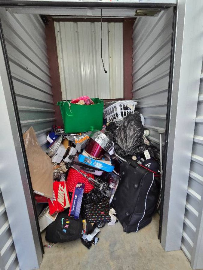 5 x 5 storage unit in Stockbridge, GA
