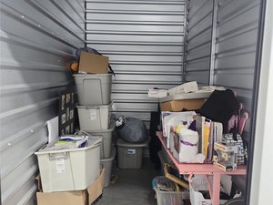 5 x 10 storage unit in Charlotte, NC