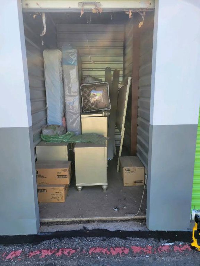 5 x 10 storage unit in Albuquerque, NM