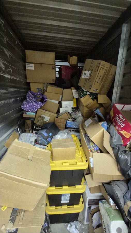 5 x 10 storage unit in Taylorsville, UT