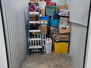5 x 10 storage unit in Columbia, SC