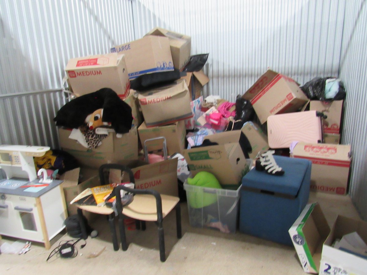 9 x 10 storage unit in Peoria, IL