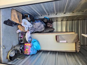 5 x 10 storage unit in Indianapolis, IN
