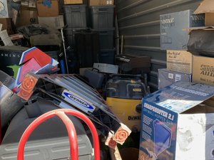 10 x 15 storage unit in Tucson, AZ
