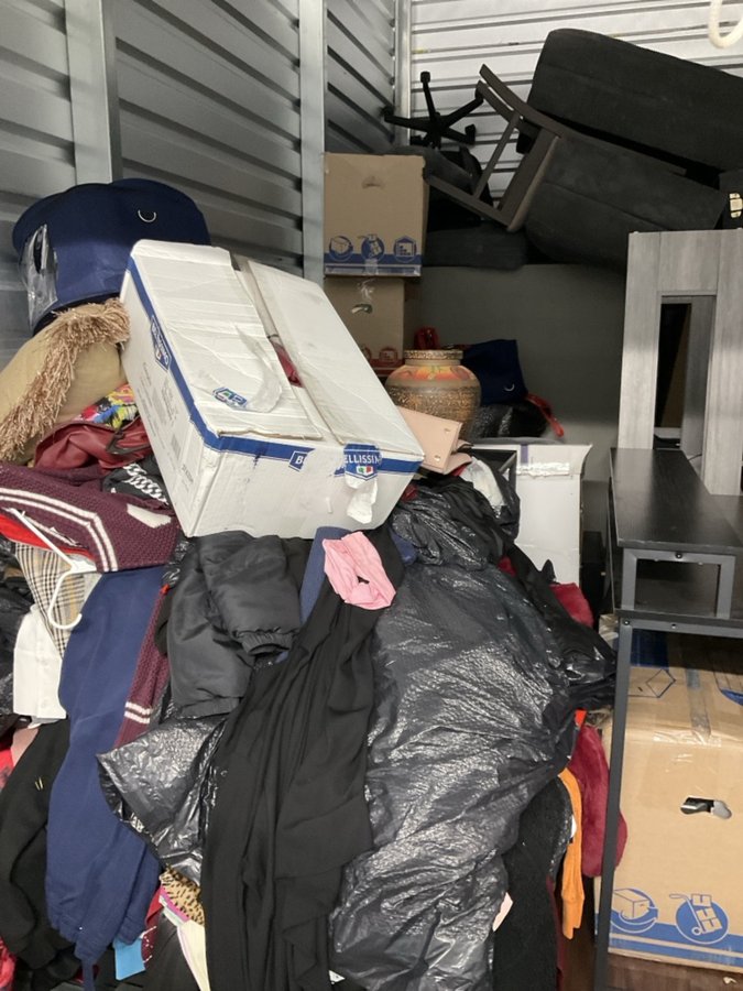 10 x 15 storage unit in Tucson, AZ