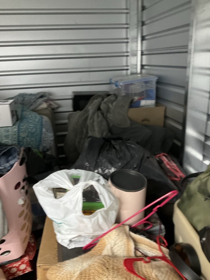 10 x 10 storage unit in Tucson, AZ