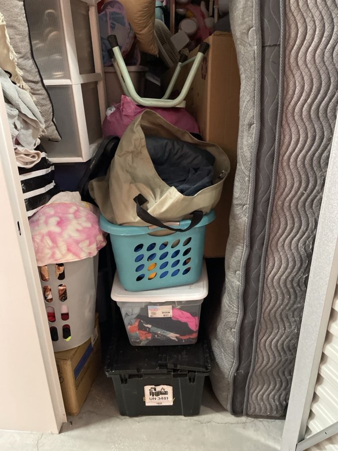 5 x 10 storage unit in Berlin, NJ