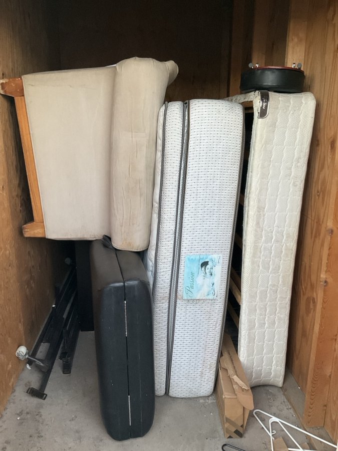 5 x 10 storage unit in Tucson, AZ