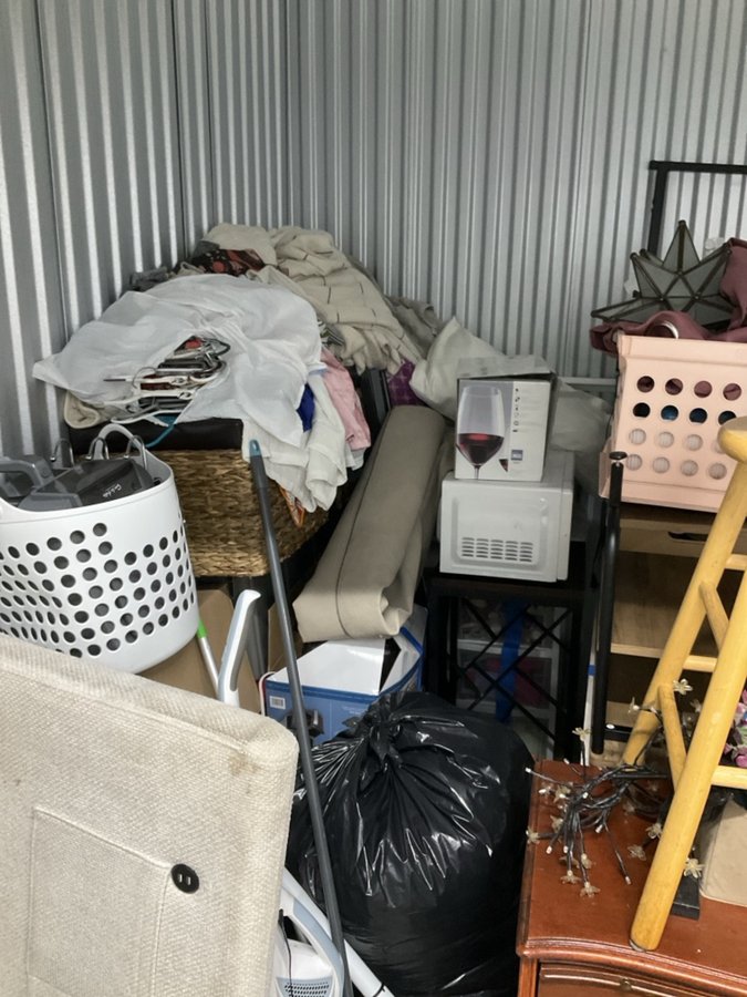 10 x 8 storage unit in Tucson, AZ