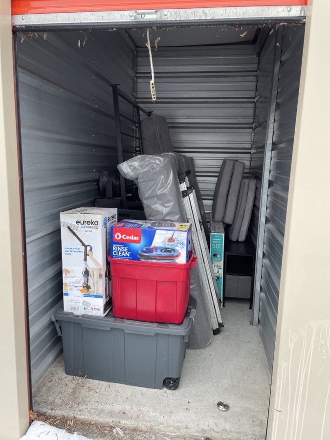 5 x 10 storage unit in Lindenwold, NJ