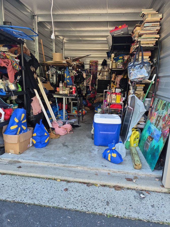 10 x 20 storage unit in Lindenwold, NJ