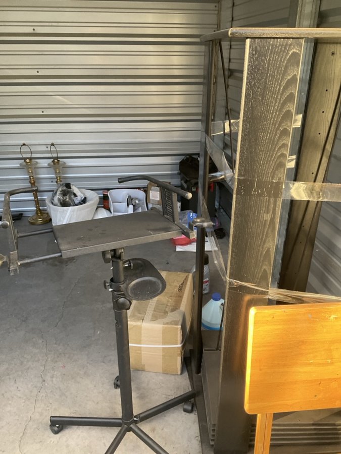 10 x 10 storage unit in Tucson, AZ