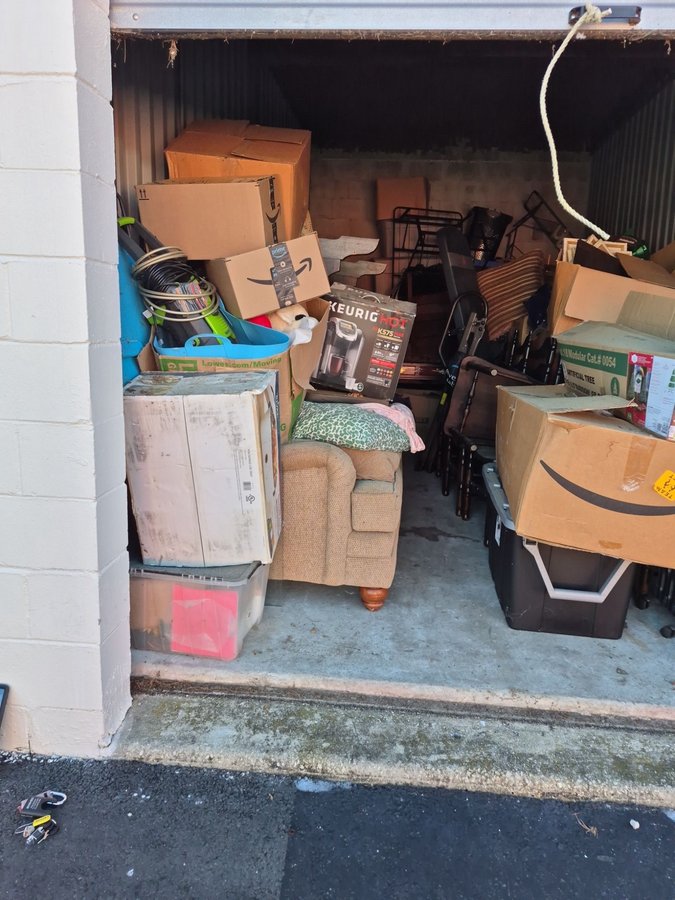 10 x 20 storage unit in Blackwood, NJ