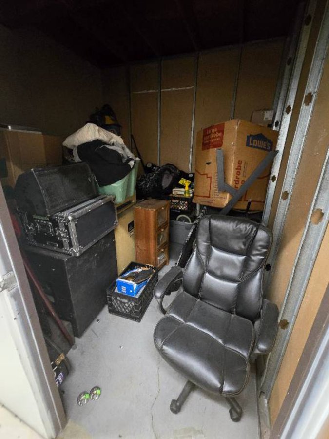 10 x 10 storage unit in Placentia, CA