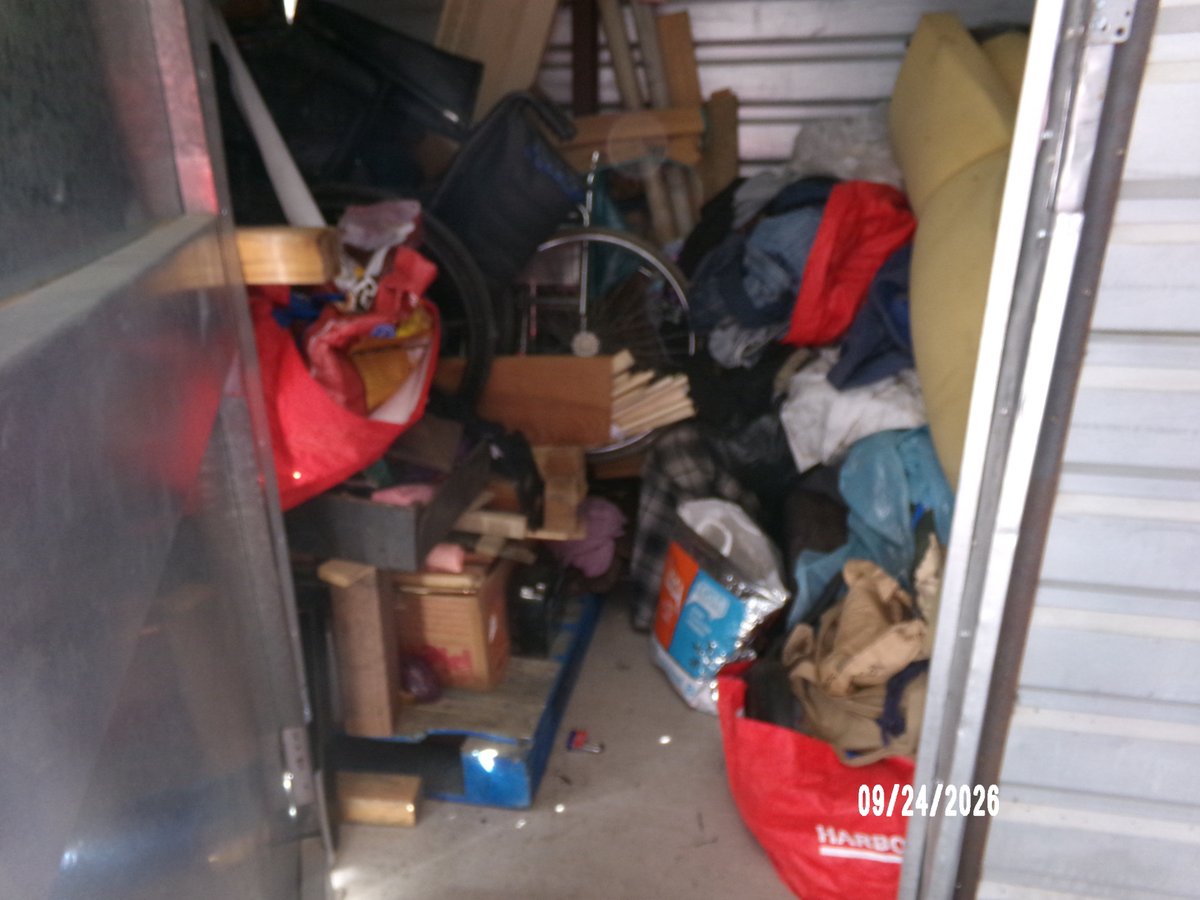5 x 10 storage unit in Red Bluff, CA