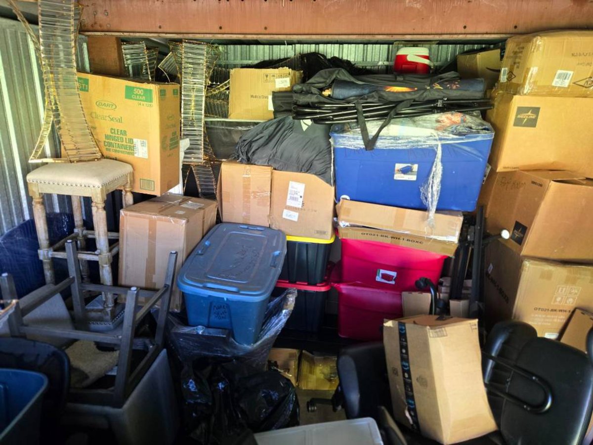 10 x 15 storage unit in Gambrills, MD