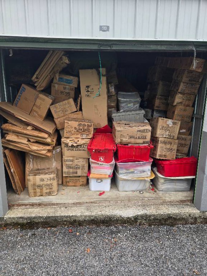 10 x 15 storage unit in Gambrills, MD