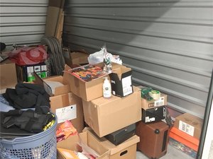 10 x 10 storage unit in Upper Marlboro, MD