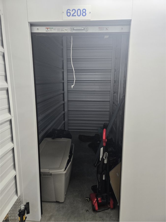 5 x 10 storage unit in Boiling Springs, SC