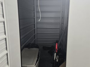 5 x 10 storage unit in Boiling Springs, SC