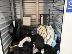 5 x 5 storage unit in Sacramento, CA