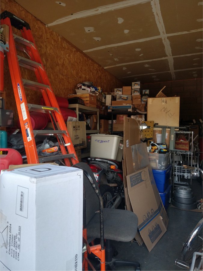 15 x 25 storage unit in Taylorsville, UT