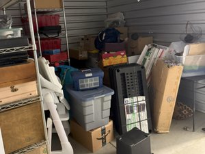 10 x 10 storage unit in Walkersville, MD