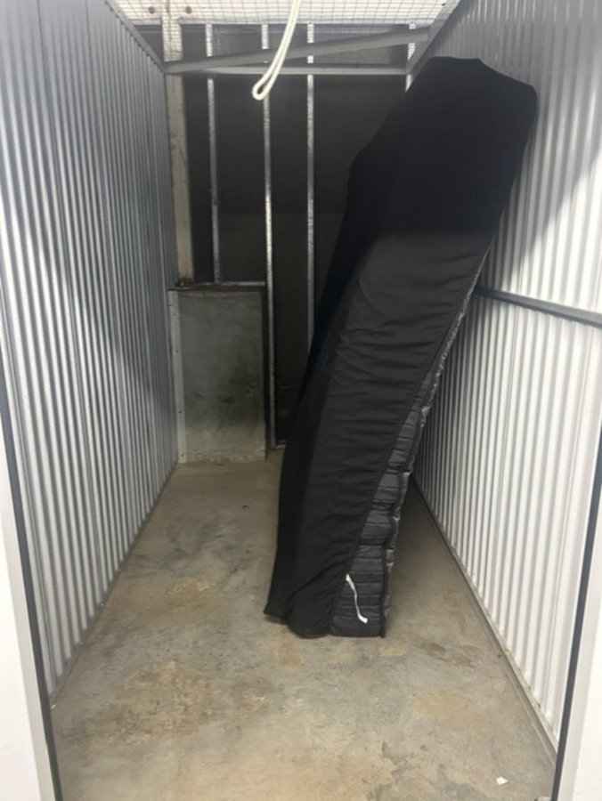 5 x 10 storage unit in Atlanta, GA